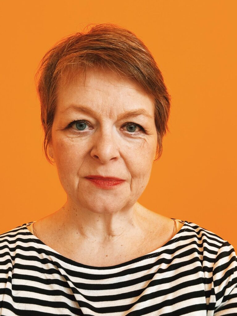 Ope Mari Finnish language teacher suomen kielen opettaja